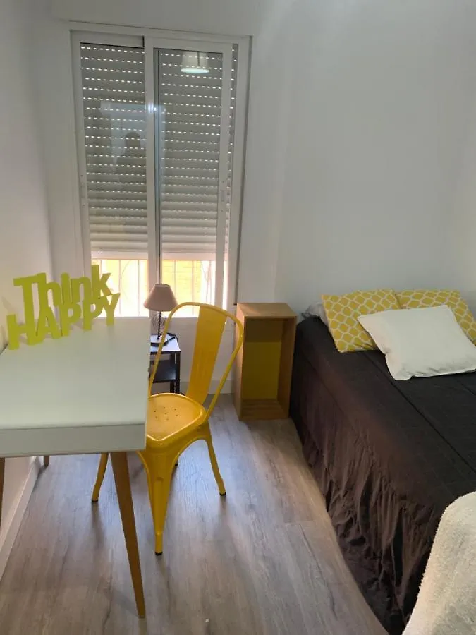 3Centro Malaga Especial Grupos Parking Gratis Daire İspanya